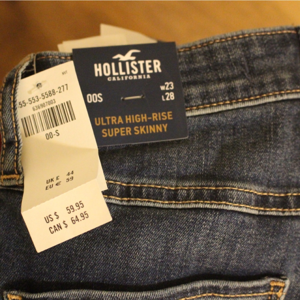 Hollister Ultra High-Rise Super Skinny Jeans